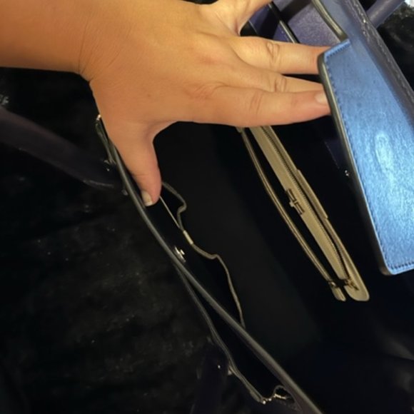 EUC Henri Bendel Large A-List Flap Satchel Gorgeous Purple/Blue - Picture 6 of 7